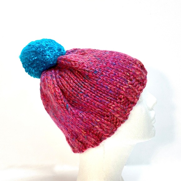 NWT HandKnit Chunky Ladies Pink & Teal Beanie Hat w/ Pom Pom One Size Fits Most - Picture 5 of 8